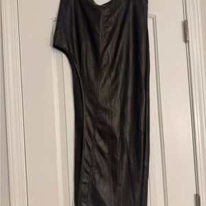 Missguided+ Black High Low Skirt